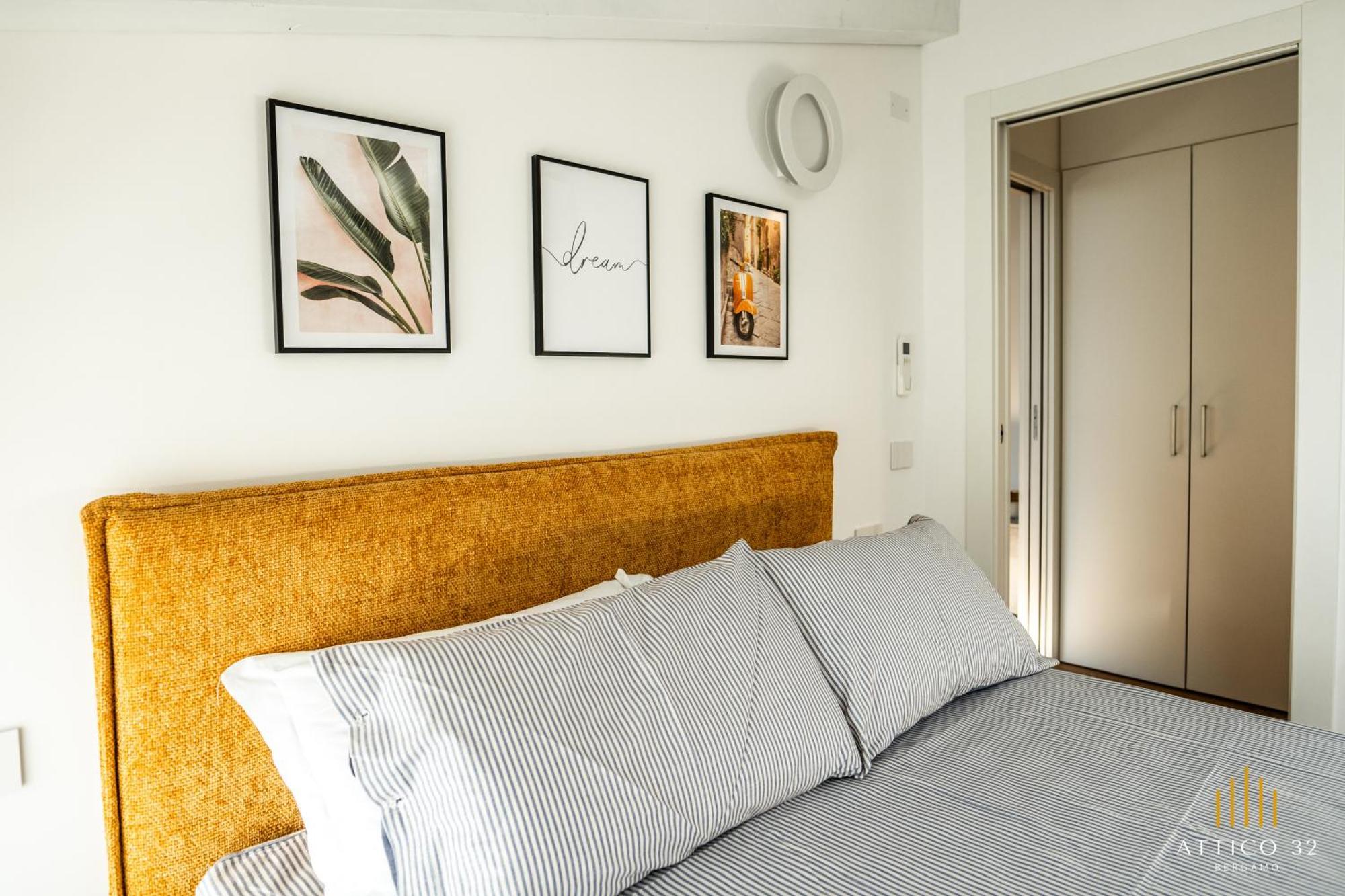 Leilighet Attico 32 Charme&relax Bergamo